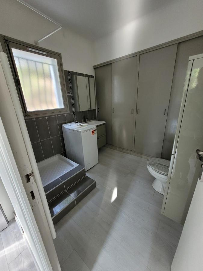 Studio Lit Double. Greoux-les-Bains Bagian luar foto